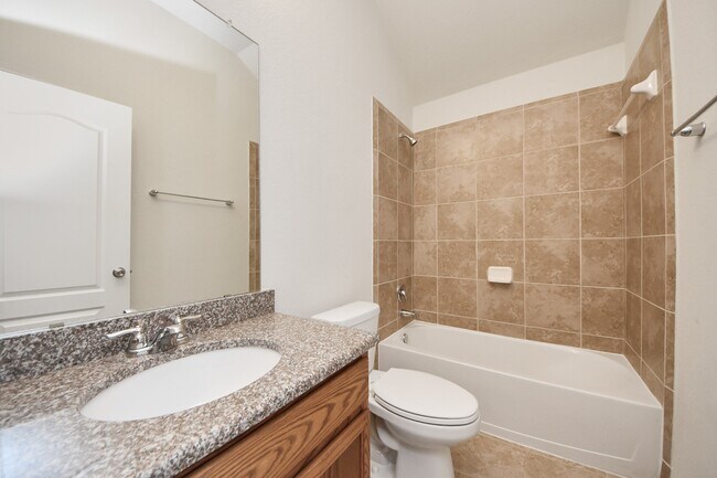 Building Photo - 12421 Berberry Dr