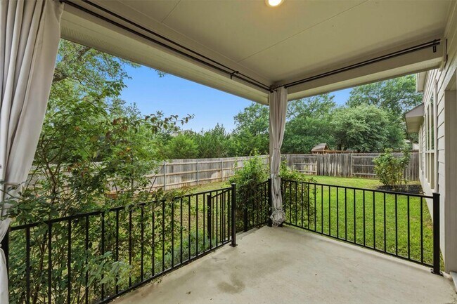Building Photo - 182 Palmillas Dr