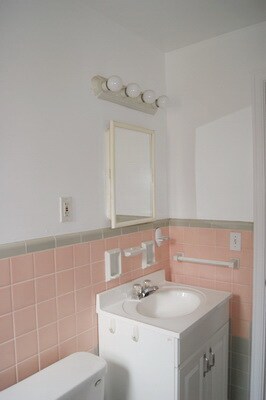 Building Photo - 4022 Paxton Ave