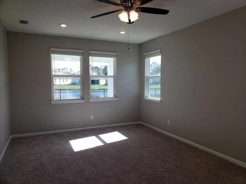 Building Photo - 89 Signet Cir