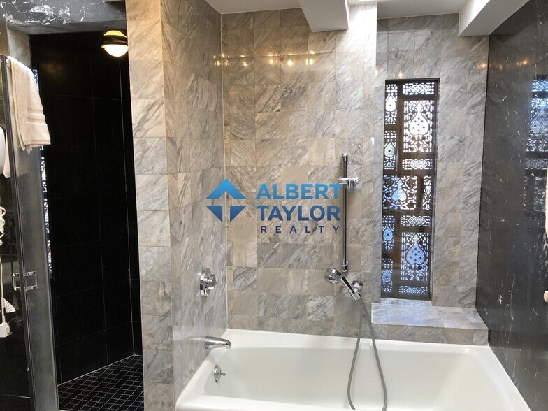Master Bathroom - 109 Beacon St