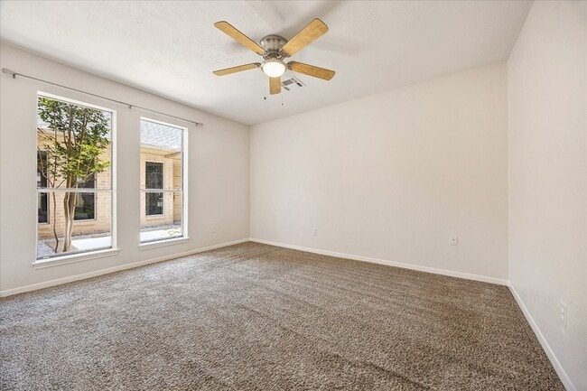 Building Photo - 7618 Bankside Dr