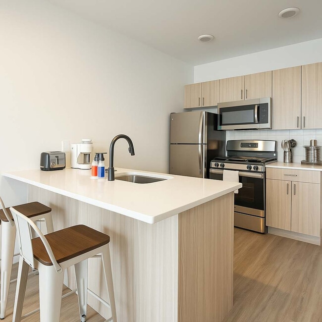 Building Photo - 2400 E Huntingdon St