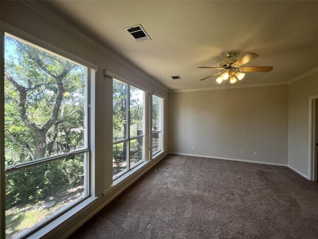 Building Photo - 9405 Ashton Ridge