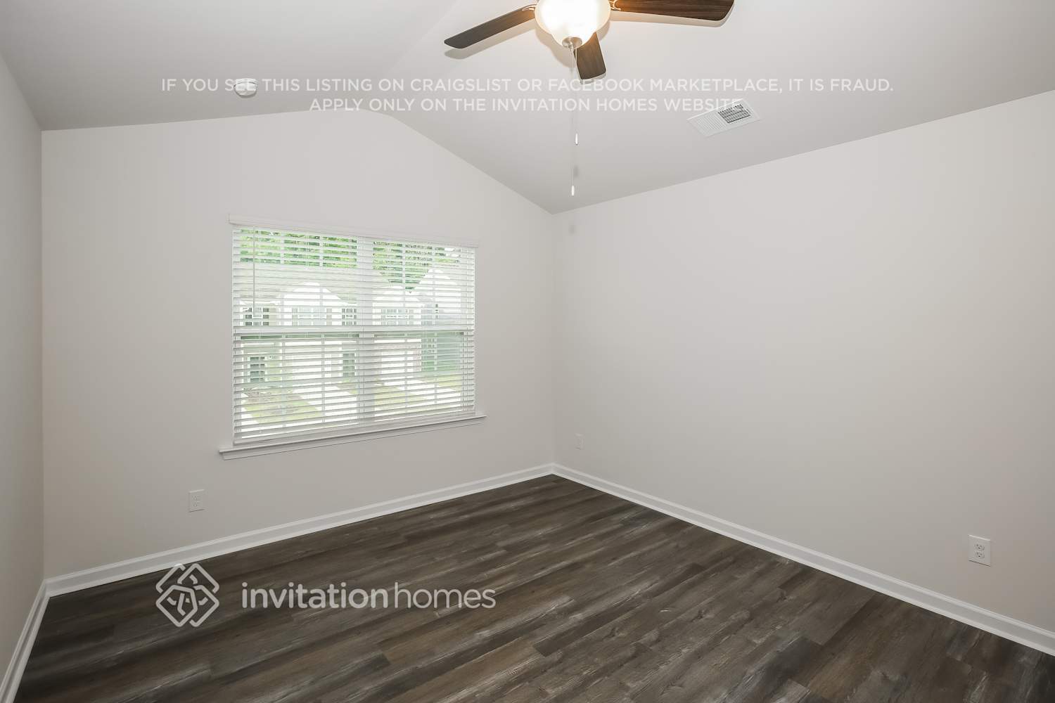 Building Photo - 11810 Brier Vlg Ln
