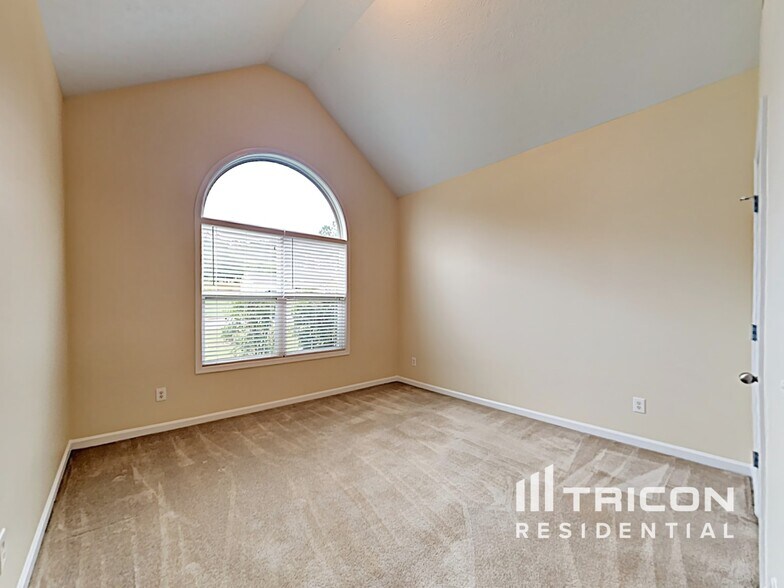 Building Photo - 24 Timberland Trail