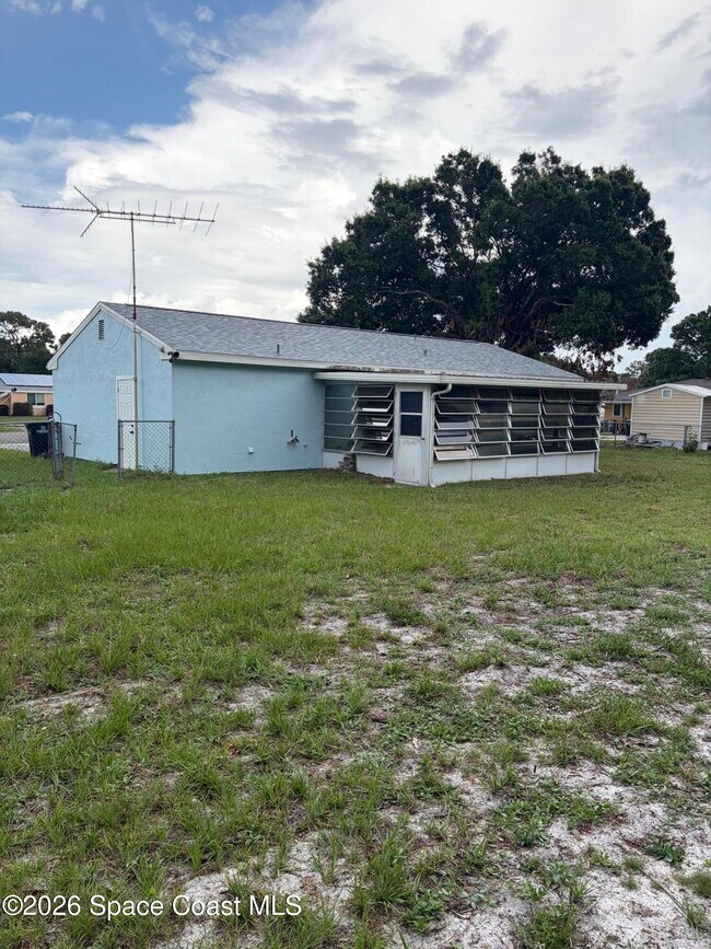 Building Photo - 1136 Minnet Ct NE