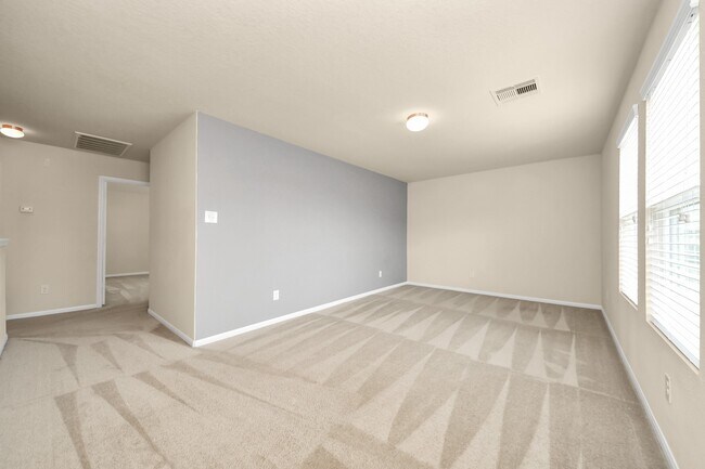 Building Photo - 9914 Swallow Dr