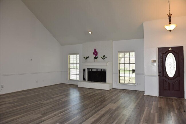 Building Photo - 12134 Ella Lee Ln