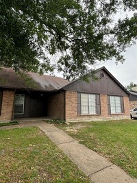 Building Photo - 19510 Lazy Valley Dr