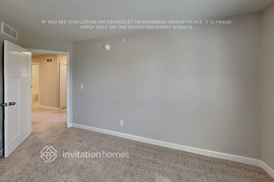 Building Photo - 10916 Zest St NE