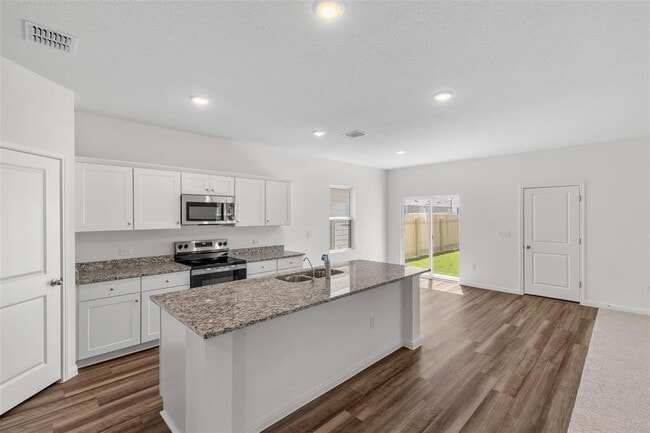 Building Photo - 140 Mullen Wy