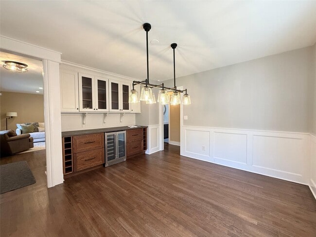 Building Photo - 186 Nassau Rd