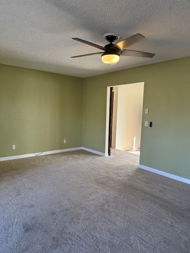 Building Photo - Single Level House - Rincon Valley - 3bd 2ba - 1788 Square Feet of Living Space