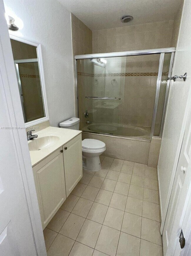 Building Photo - 20930 SW 87th Ave