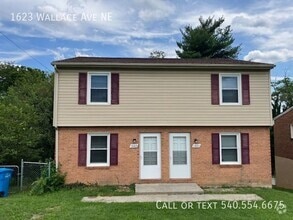 Building Photo - 1623 Wallace Ave NE