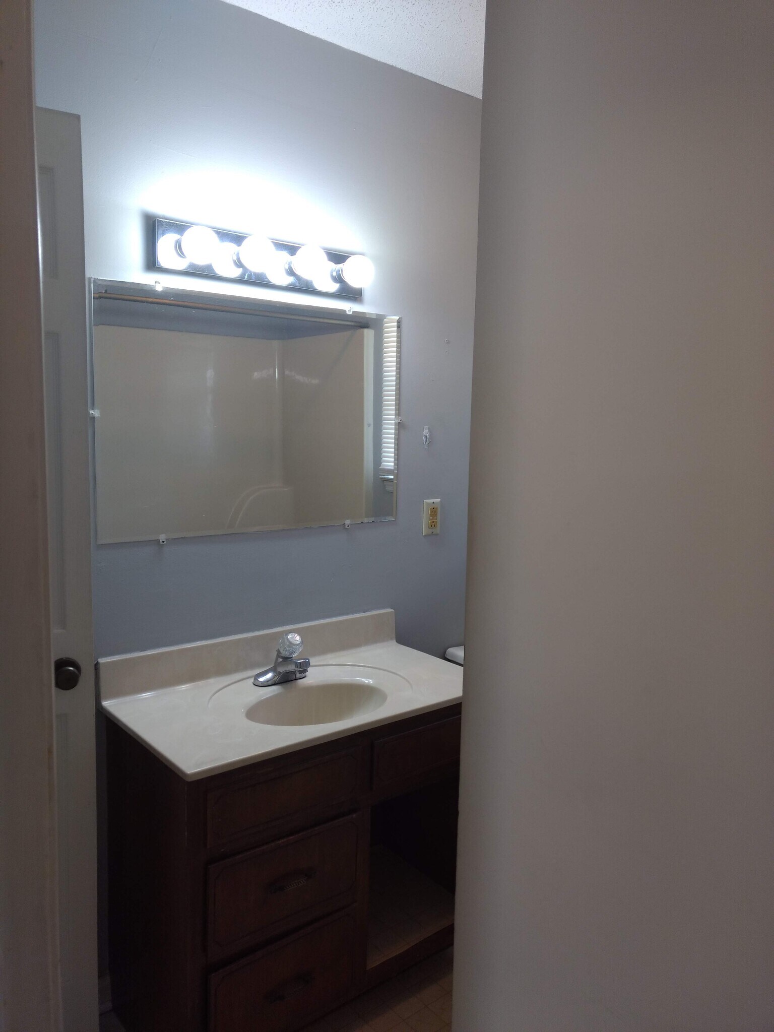 Building Photo - 4465 Ellis Cir NW