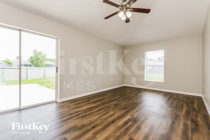 Building Photo - 817 Grantham Dr