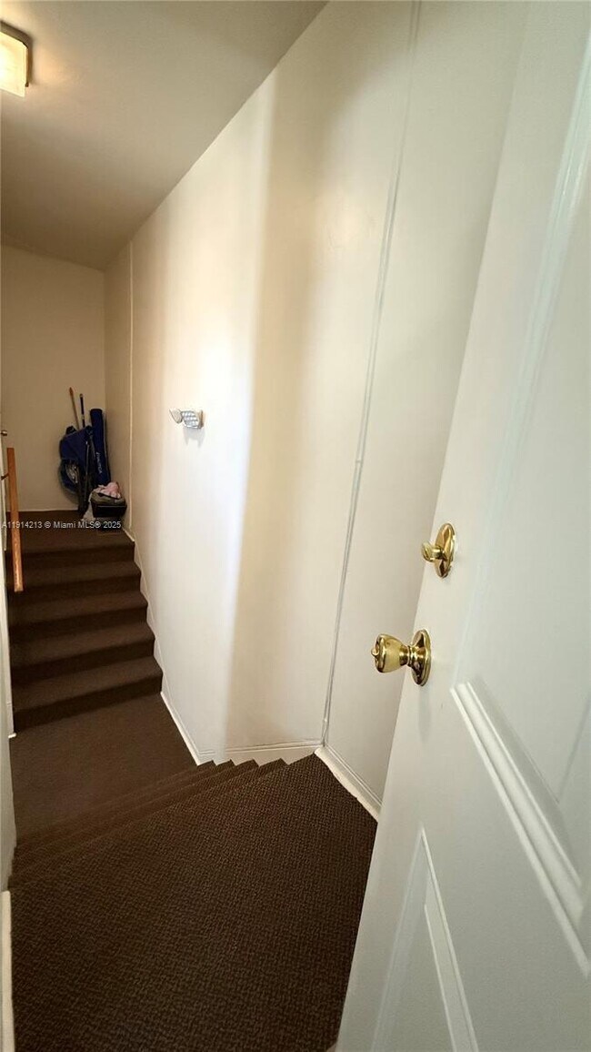 Building Photo - 755 NE 91st St