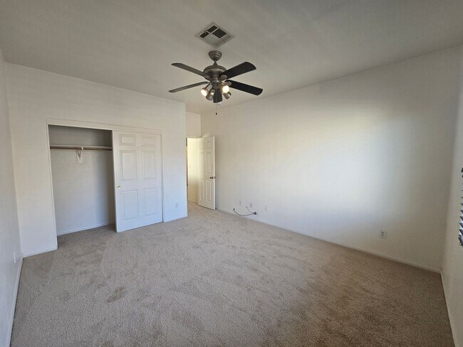 Building Photo - 9164 Craven Ave