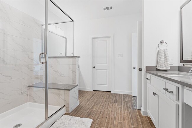 Building Photo - 233 Bridgewater Ave