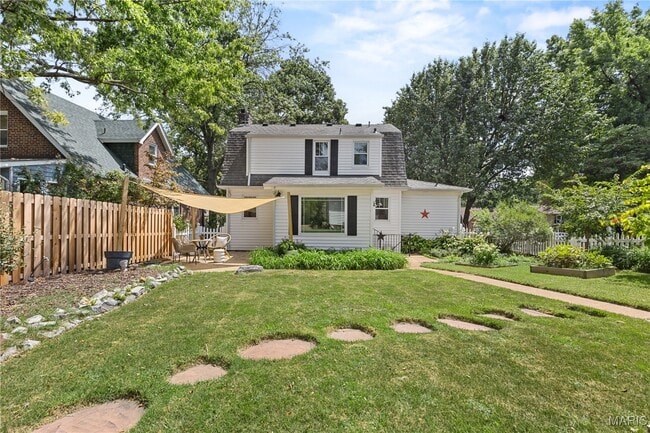 Building Photo - 7525 Suffolk Ave