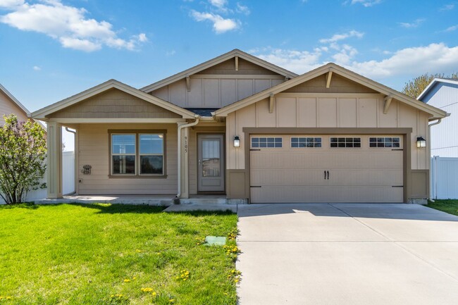 Building Photo - Charming 3 Bed, 2 Bath Home in Cheney – Op...