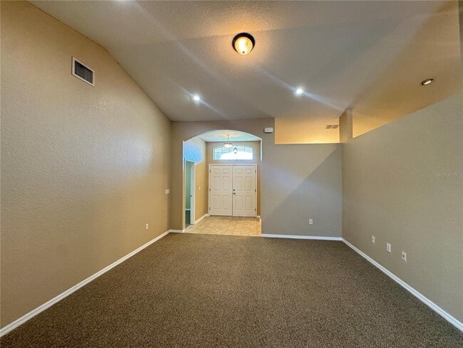 Building Photo - 4876 Summerfield Cir