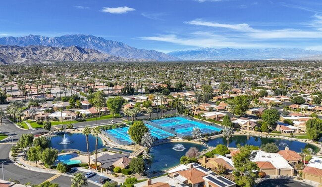 Building Photo - 44389 Cannes Ct