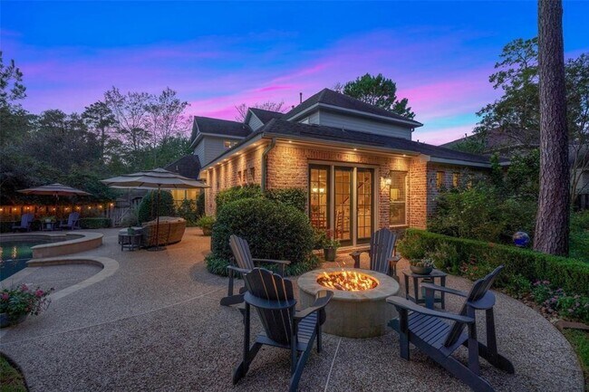 Building Photo - 43 S Longsford Cir