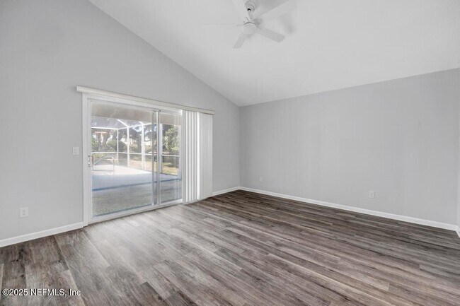 Building Photo - 104 Clam Bake Ct
