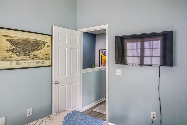 Building Photo - 28 Merganser Ln