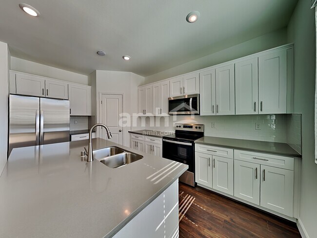 Building Photo - 4832 Blushing Star St