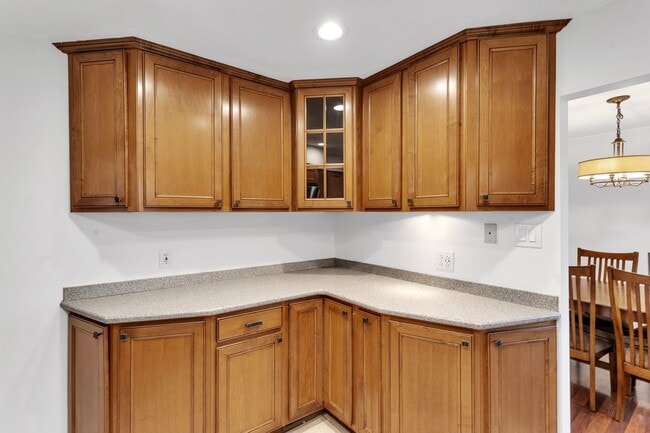 Building Photo - Updated 3BR Home Near Sewickley with Central Air & Finished Walk-Out Basement