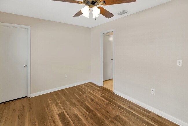 Building Photo - 2408 Camden Oaks Pl