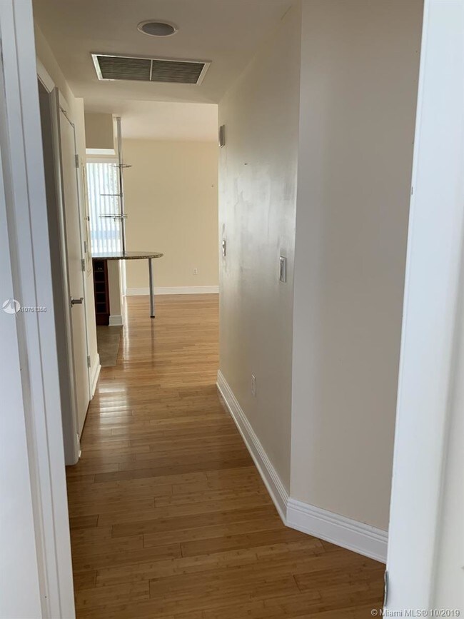 Building Photo - 7270 SW 88th St