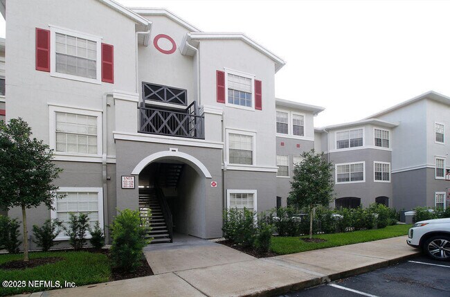 Primary Photo - 3591 Kernan Blvd S