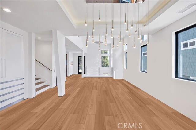 Building Photo - 332 Avenue E