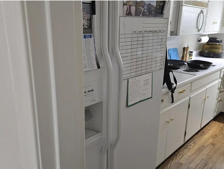 Building Photo - 8604 Baltimore Dr