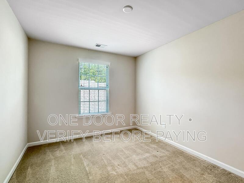 Building Photo - 402 Lewis Burwell Pl