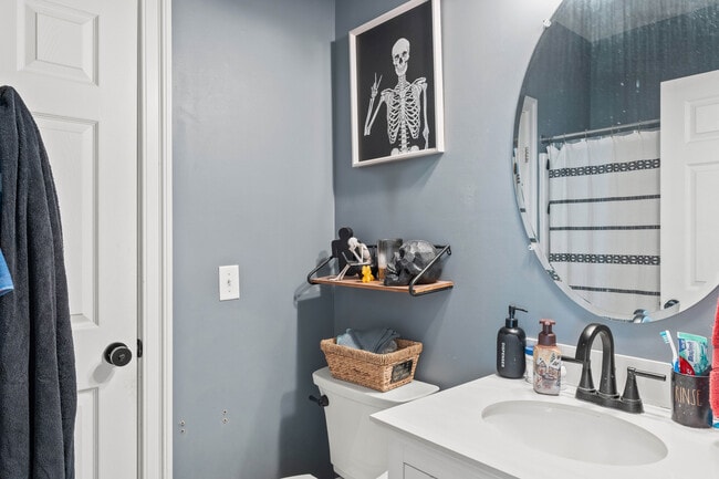 Building Photo - 98 Merganser Dr