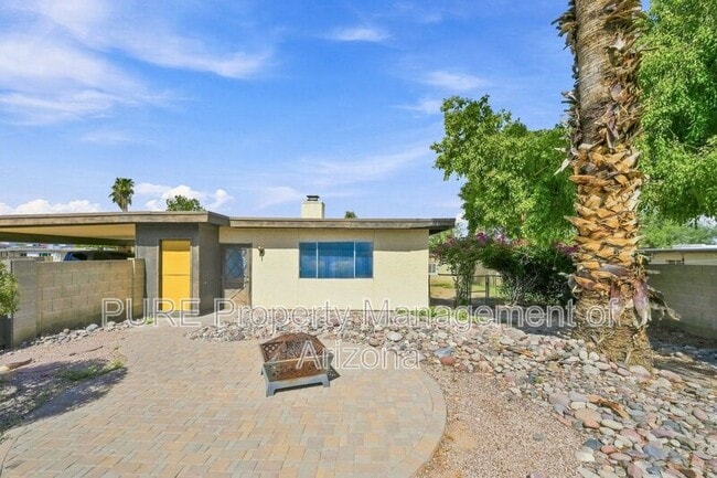 Building Photo - 2604 W Ellis Dr