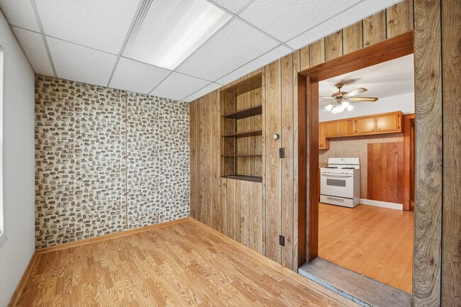 Building Photo - 3801 N Lawndale Ave