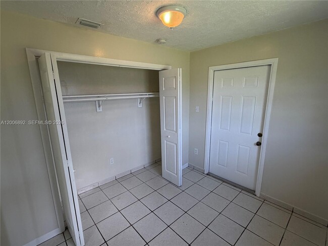 Building Photo - 10375 SW 152nd Terrace