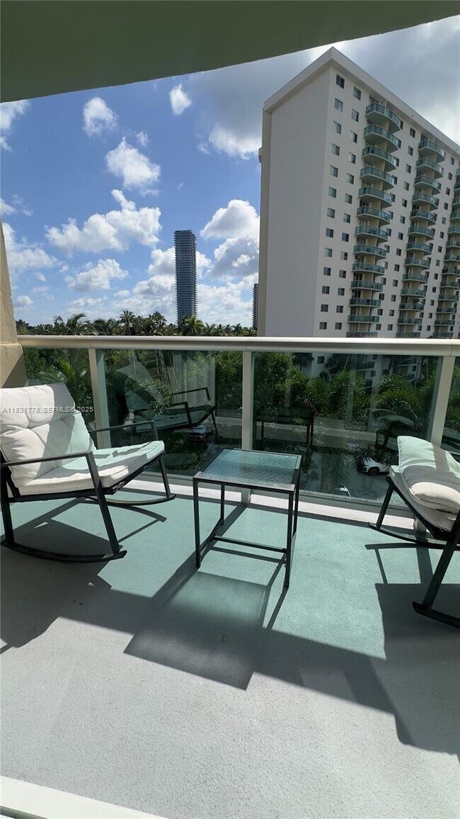 Building Photo - 19390 Collins Ave