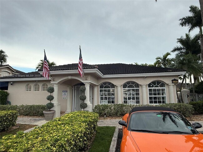 Building Photo - 5660 NW 115th Ct