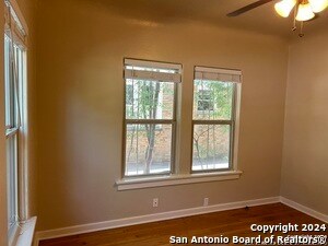 Building Photo - 224 E Rosewood Ave