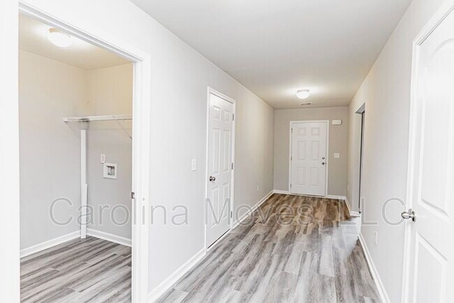 Building Photo - 46 Jones Creek Cir