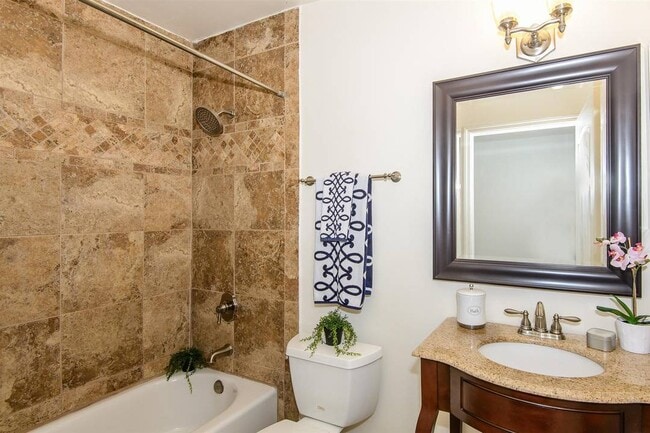 Building Photo - 15219 Faysmith Ave