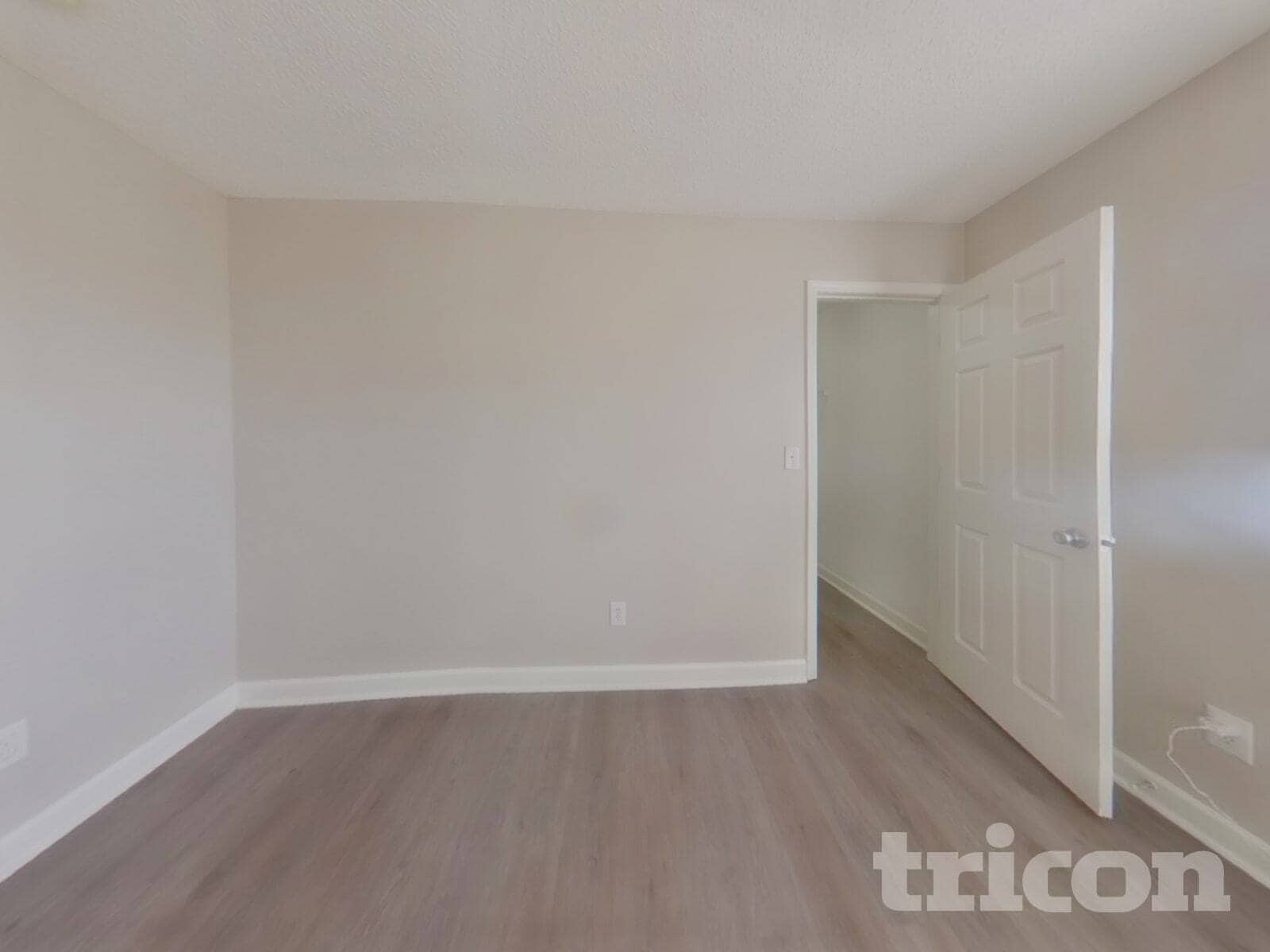 Building Photo - 7031 Red Bud Cir